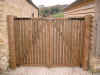 fence2.jpg (90661 bytes)